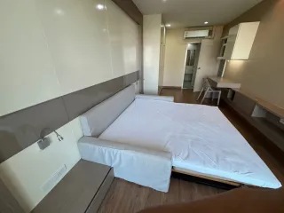 出租 和 出售 2 卧室 公寓 在 Bang Rak, 曼谷