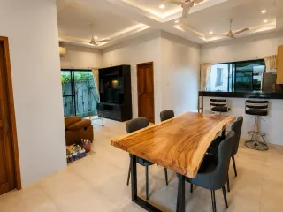 出租 3 卧室 别墅 在 Phuket Town, 普吉
