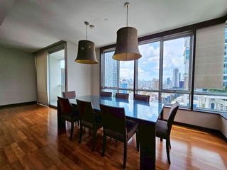 À louer 3 chambres condo à Watthana, Bangkok