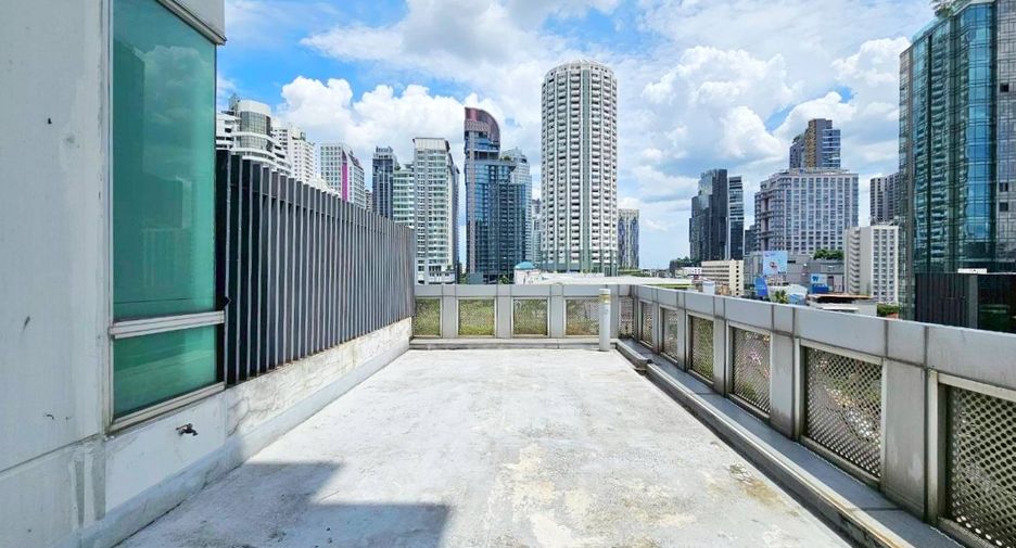 Wohnung zur Miete mit 2 Zimmer in Watthana, Bangkok