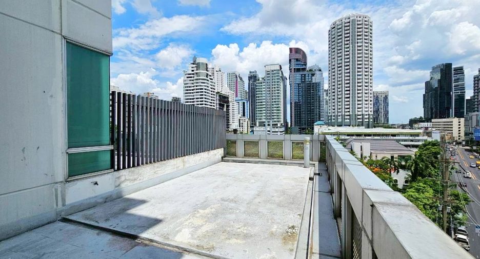 Wohnung zur Miete mit 2 Zimmer in Watthana, Bangkok