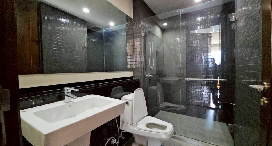 Wohnung zur Miete mit 2 Zimmer in Watthana, Bangkok
