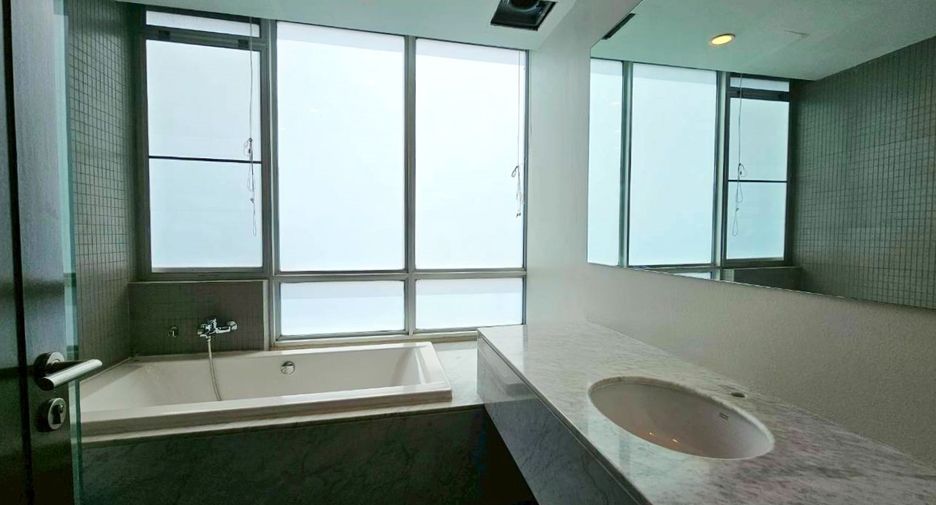 Wohnung zur Miete mit 2 Zimmer in Watthana, Bangkok