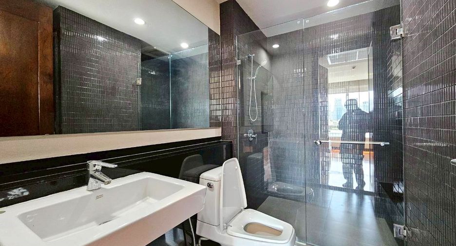 Wohnung zur Miete mit 2 Zimmer in Watthana, Bangkok