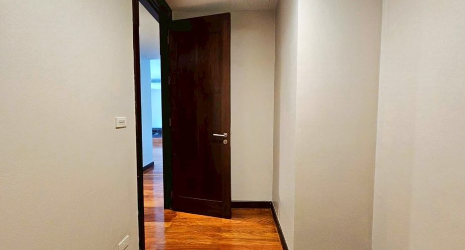Wohnung zur Miete mit 2 Zimmer in Watthana, Bangkok