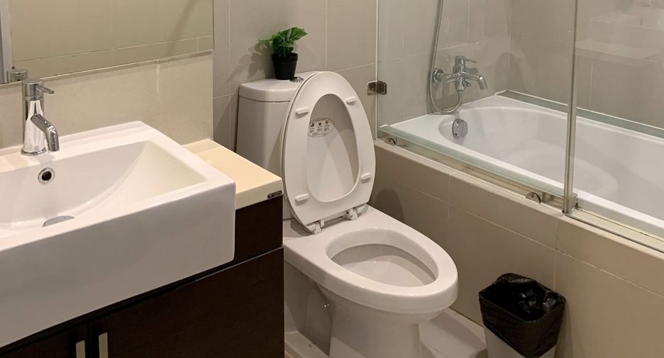 For rent 1 Beds condo in Khlong Toei, Bangkok