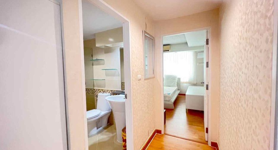 For rent そして for sale 2 ベッドルーム condo in Khlong Toei, Bangkok