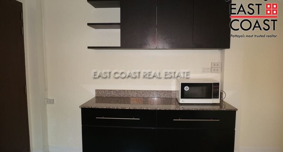 For rent 3 bedrooms house in East Pattaya, Pattaya