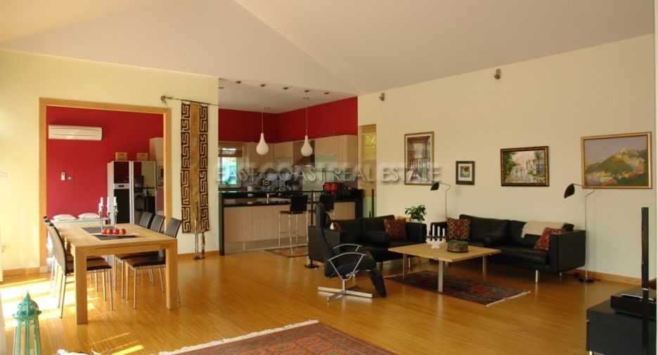 For rent 3 bedrooms house in East Pattaya, Pattaya