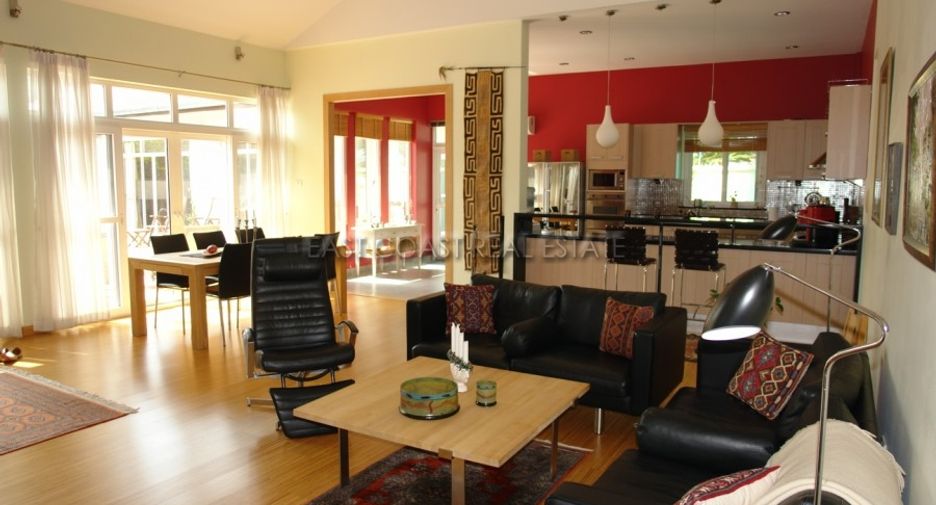 For rent 3 bedrooms house in East Pattaya, Pattaya