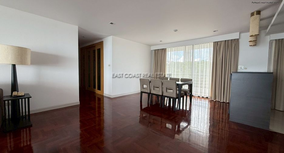 À louer 2 chambres condo à Pratumnak, Pattaya