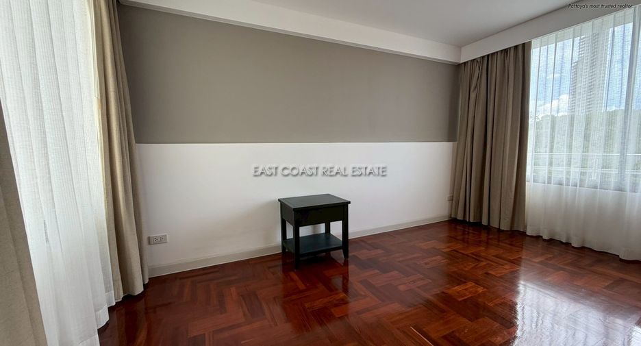 À louer 2 chambres condo à Pratumnak, Pattaya