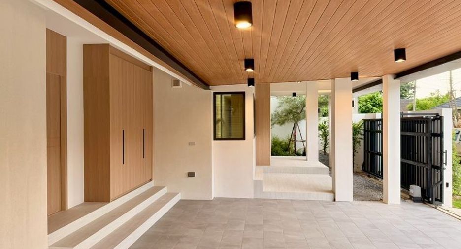 À vendre 4 chambres villa à Hang Dong, Chiang Mai