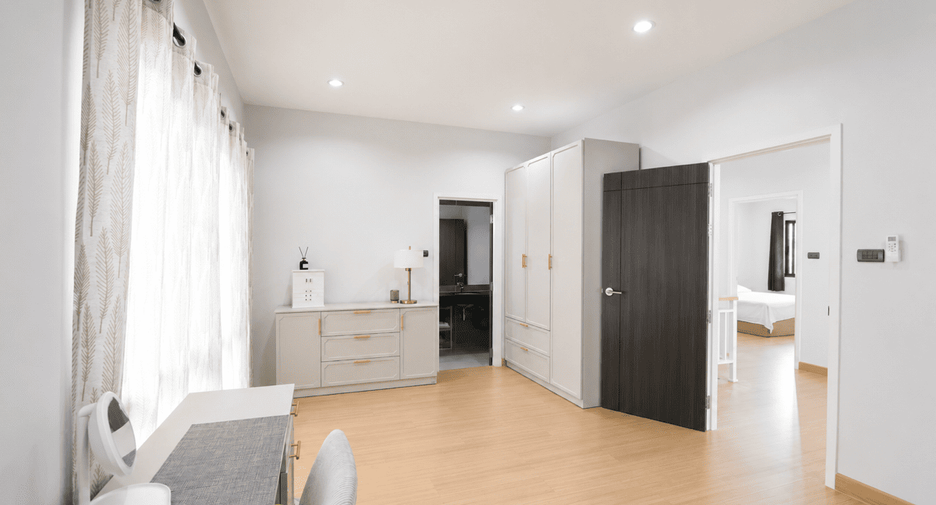出租 4 卧室 独立屋 在 Saraphi, Chiang Mai