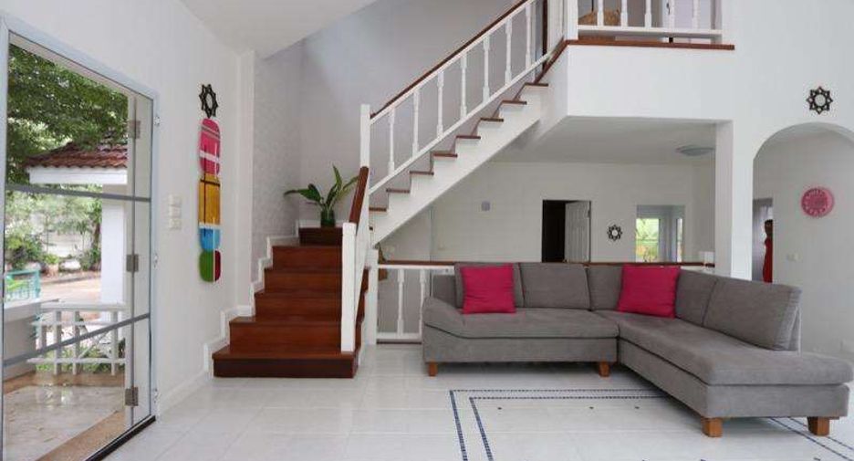 For rent 3 bedrooms house in Mueang Chiang Mai, Chiang Mai
