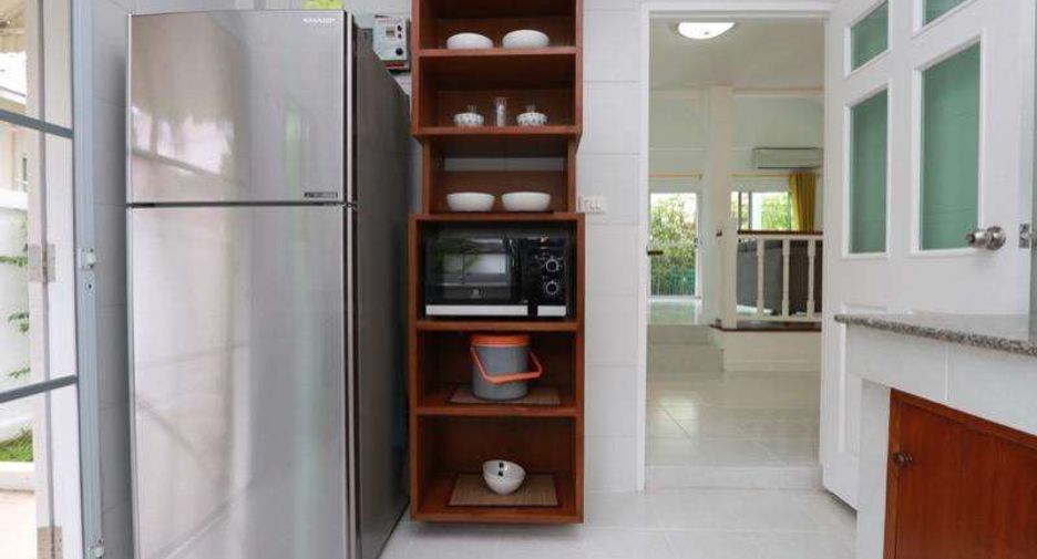 For rent 3 bedrooms house in Mueang Chiang Mai, Chiang Mai