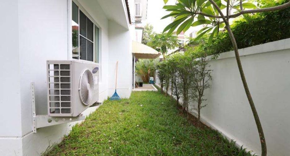 For rent 3 bedrooms house in Mueang Chiang Mai, Chiang Mai