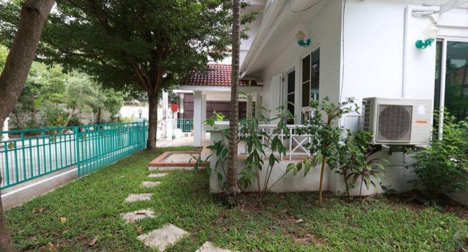 For rent 3 bedrooms house in Mueang Chiang Mai, Chiang Mai