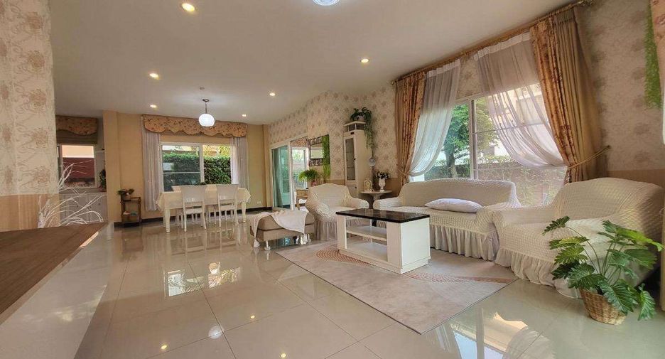 For rent 3 bedrooms house in San Sai, Chiang Mai
