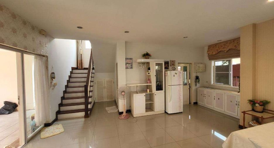 For rent 3 bedrooms house in San Sai, Chiang Mai