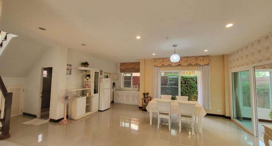 For rent 3 bedrooms house in San Sai, Chiang Mai