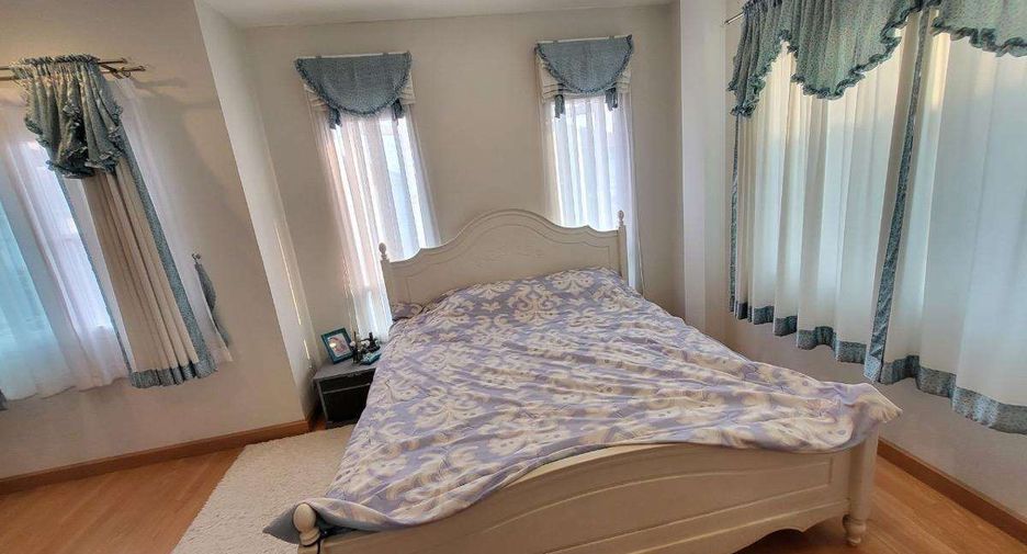 For rent 3 bedrooms house in San Sai, Chiang Mai