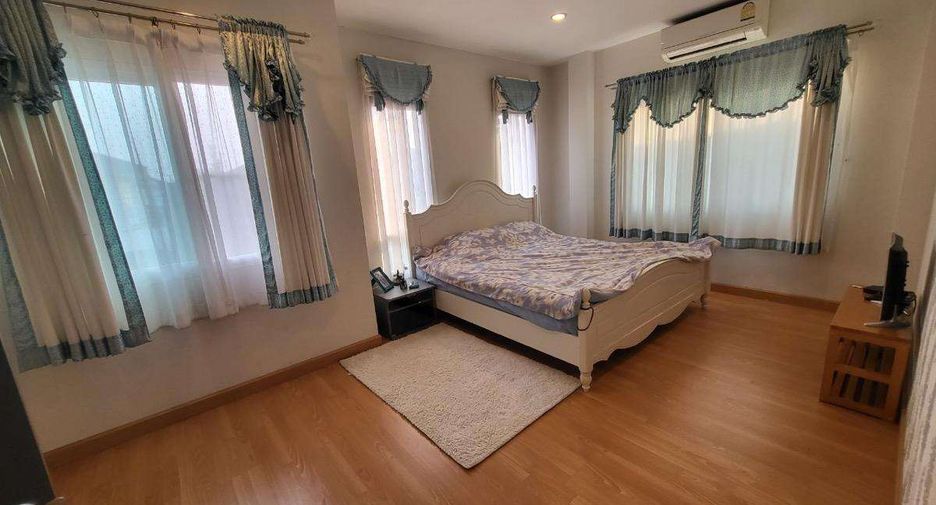 For rent 3 bedrooms house in San Sai, Chiang Mai