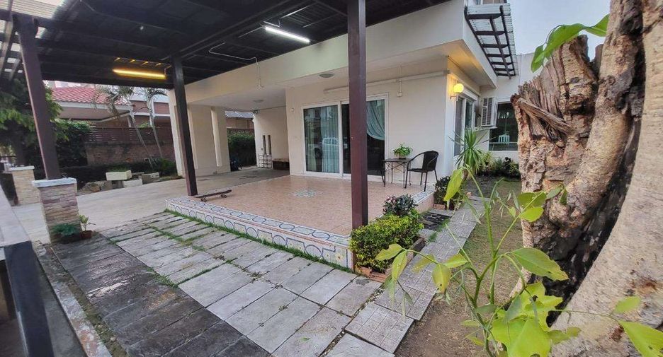 For rent 3 bedrooms house in San Sai, Chiang Mai