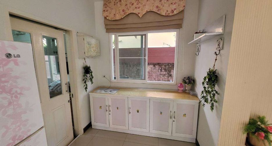 For rent 3 bedrooms house in San Sai, Chiang Mai