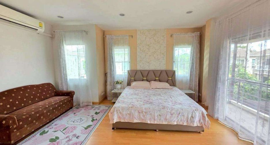 For rent 3 bedrooms house in San Sai, Chiang Mai