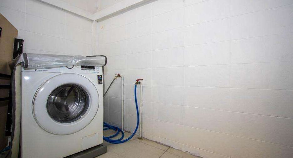 For rent 3 bedrooms house in Mueang Chiang Mai, Chiang Mai