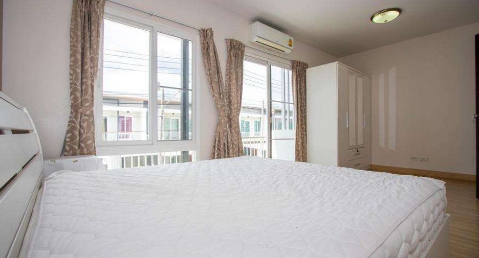 For rent 3 bedrooms house in Mueang Chiang Mai, Chiang Mai