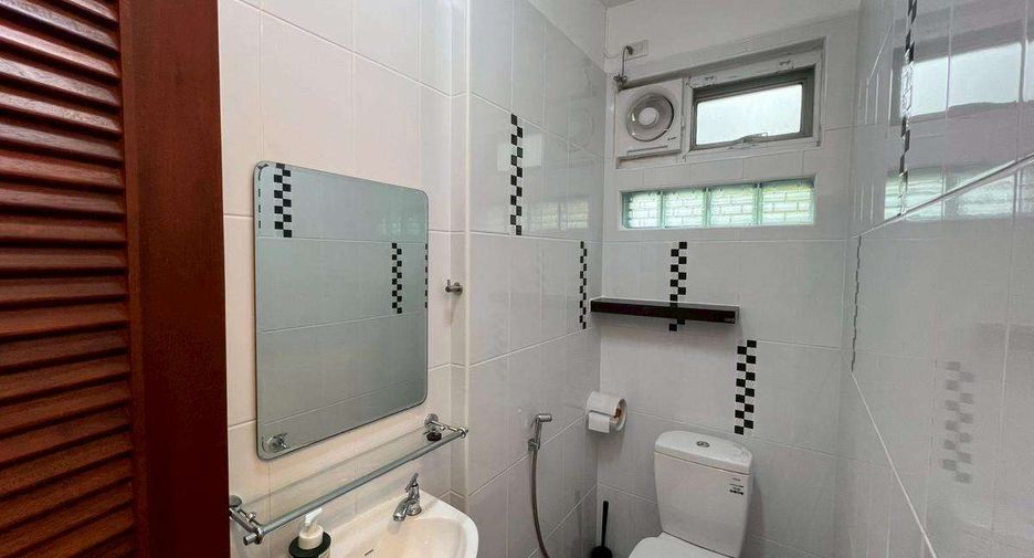 For rent 2 bedrooms house in Mueang Chiang Mai, Chiang Mai