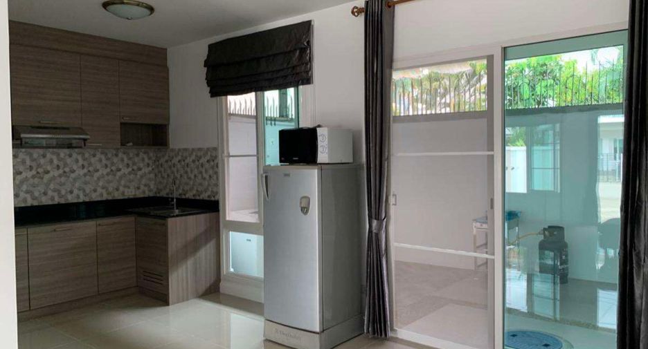 For rent 3 bedrooms house in Mueang Chiang Mai, Chiang Mai