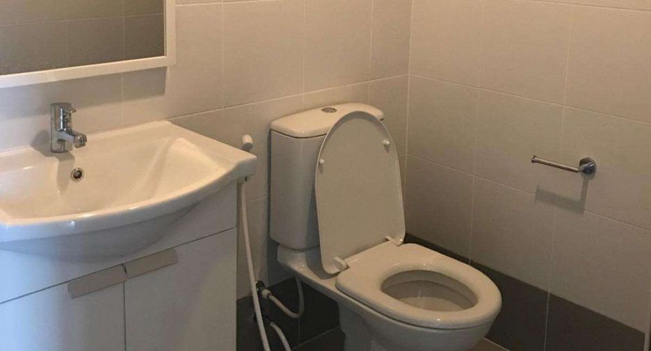 For rent 3 bedrooms house in Mueang Chiang Mai, Chiang Mai