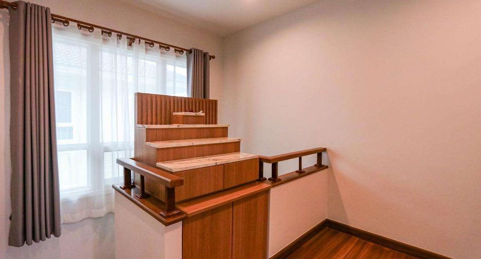 For rent 4 bedrooms house in Mae Rim, Chiang Mai