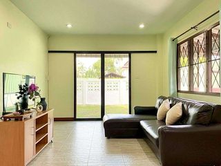 For rent 5 bedrooms house in Saraphi, Chiang Mai