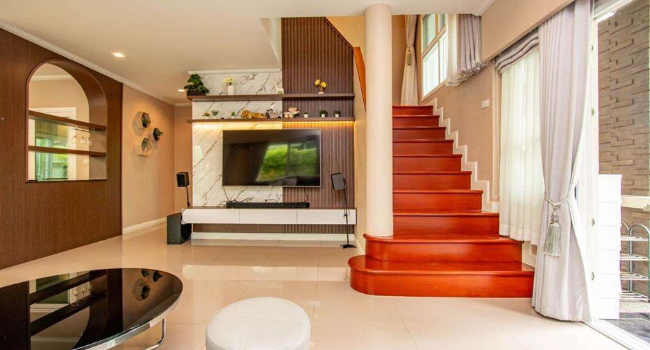 À vendre 4 chambres maison à San Kamphaeng, Chiang Mai