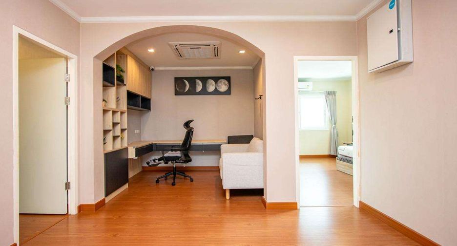 À vendre 4 chambres maison à San Kamphaeng, Chiang Mai