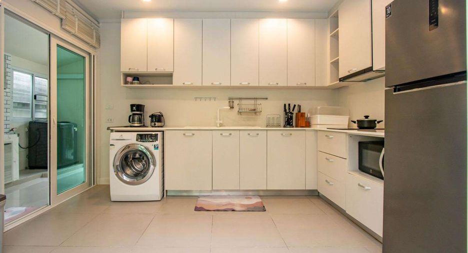 À vendre 4 chambres maison à San Kamphaeng, Chiang Mai