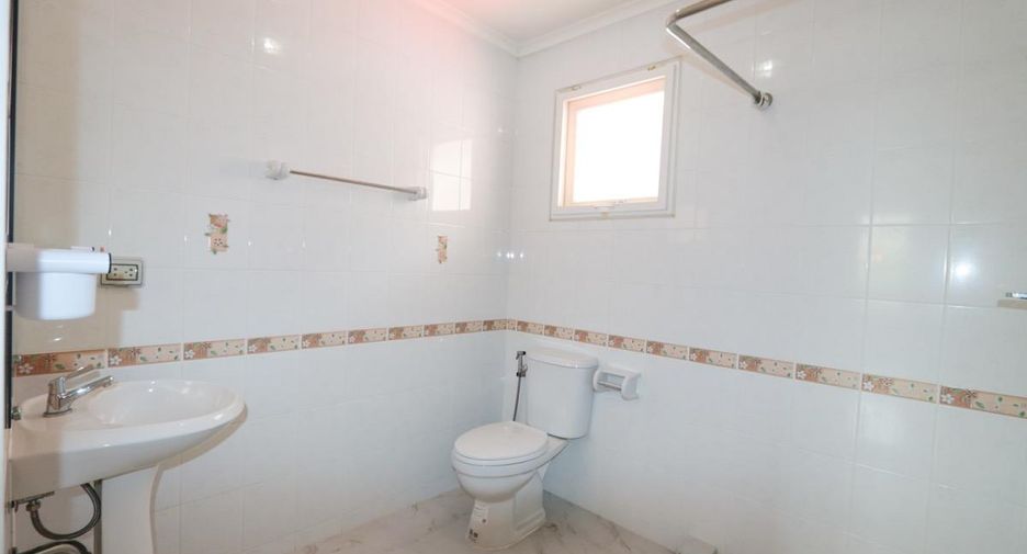 For sale 3 bedrooms house in San Sai, Chiang Mai