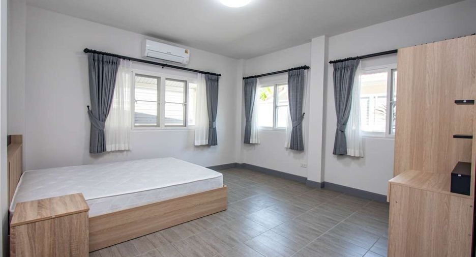 Haus zur Miete mit 4 Zimmer in San Kamphaeng, Chiang Mai