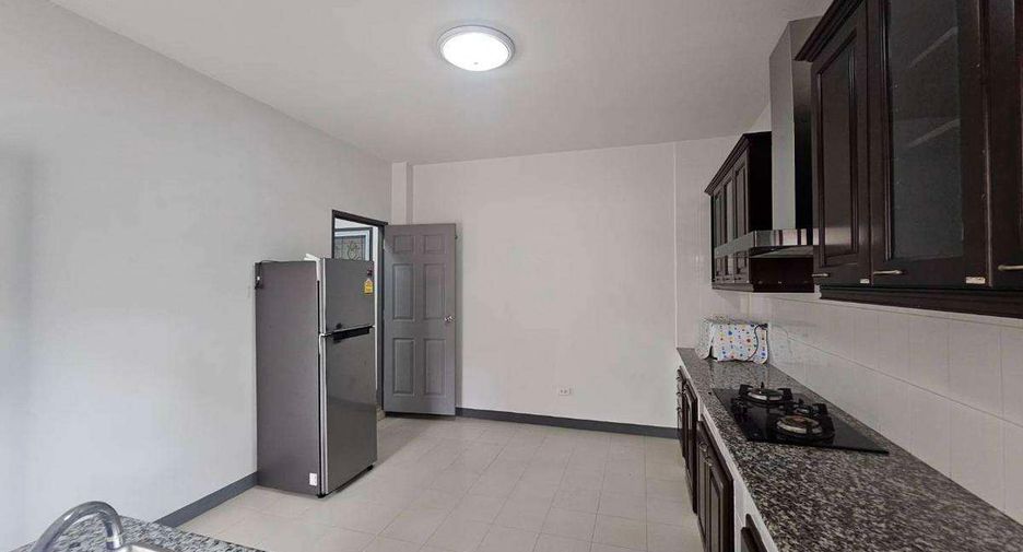 For rent 3 bedrooms house in Doi Saket, Chiang Mai