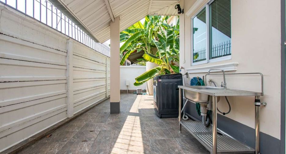 Haus zur Miete mit 4 Zimmer in San Kamphaeng, Chiang Mai