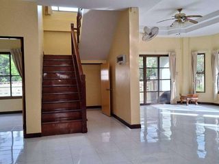 For rent 4 bedrooms house in Mueang Chiang Mai, Chiang Mai
