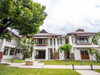 For rent 6 bedrooms house in Mueang Chiang Mai, Chiang Mai
