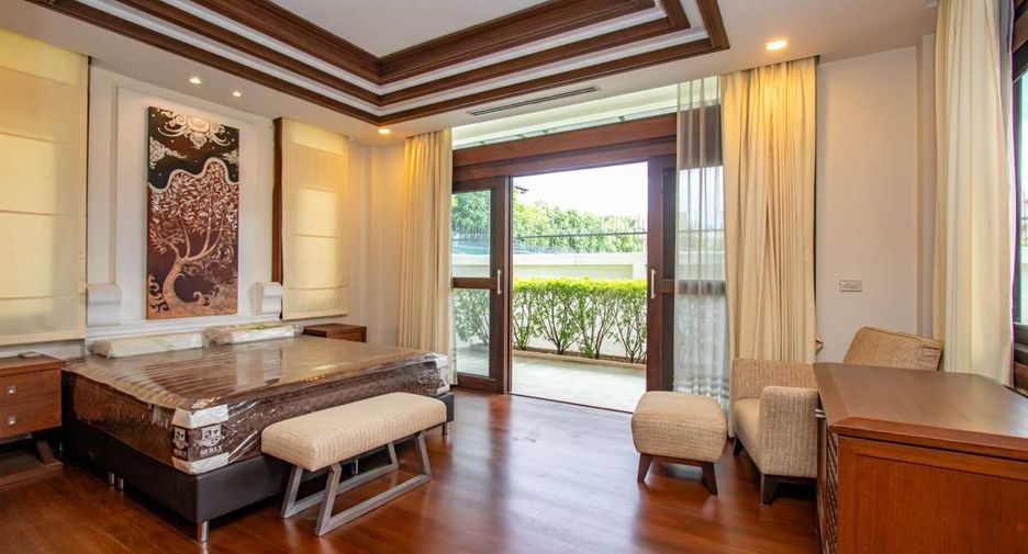 For rent 6 bedrooms house in Mueang Chiang Mai, Chiang Mai