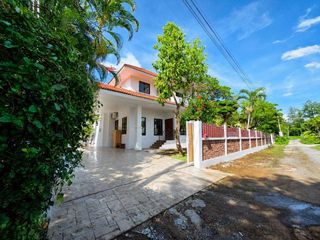 Haus zur Miete mit 4 Zimmer in San Kamphaeng, Chiang Mai