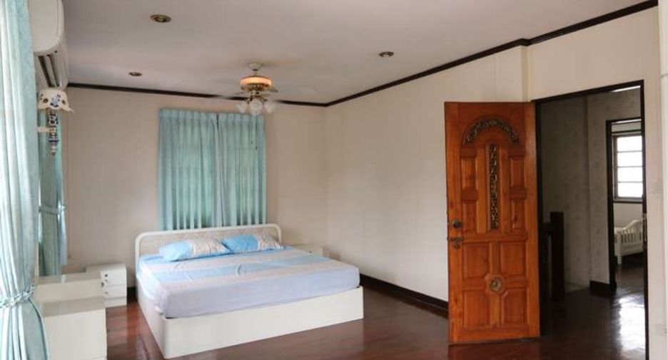 For rent 3 bedrooms house in Mueang Chiang Mai, Chiang Mai