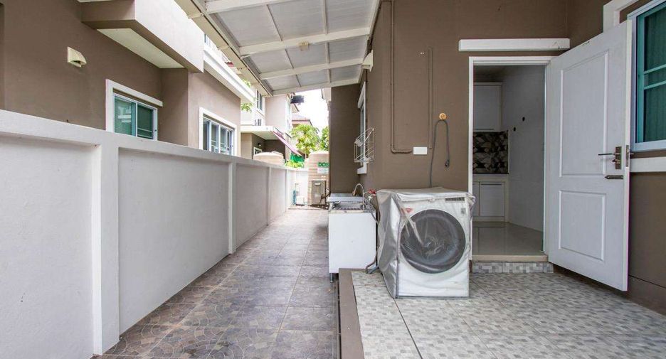 À vendre 4 chambres maison à San Kamphaeng, Chiang Mai